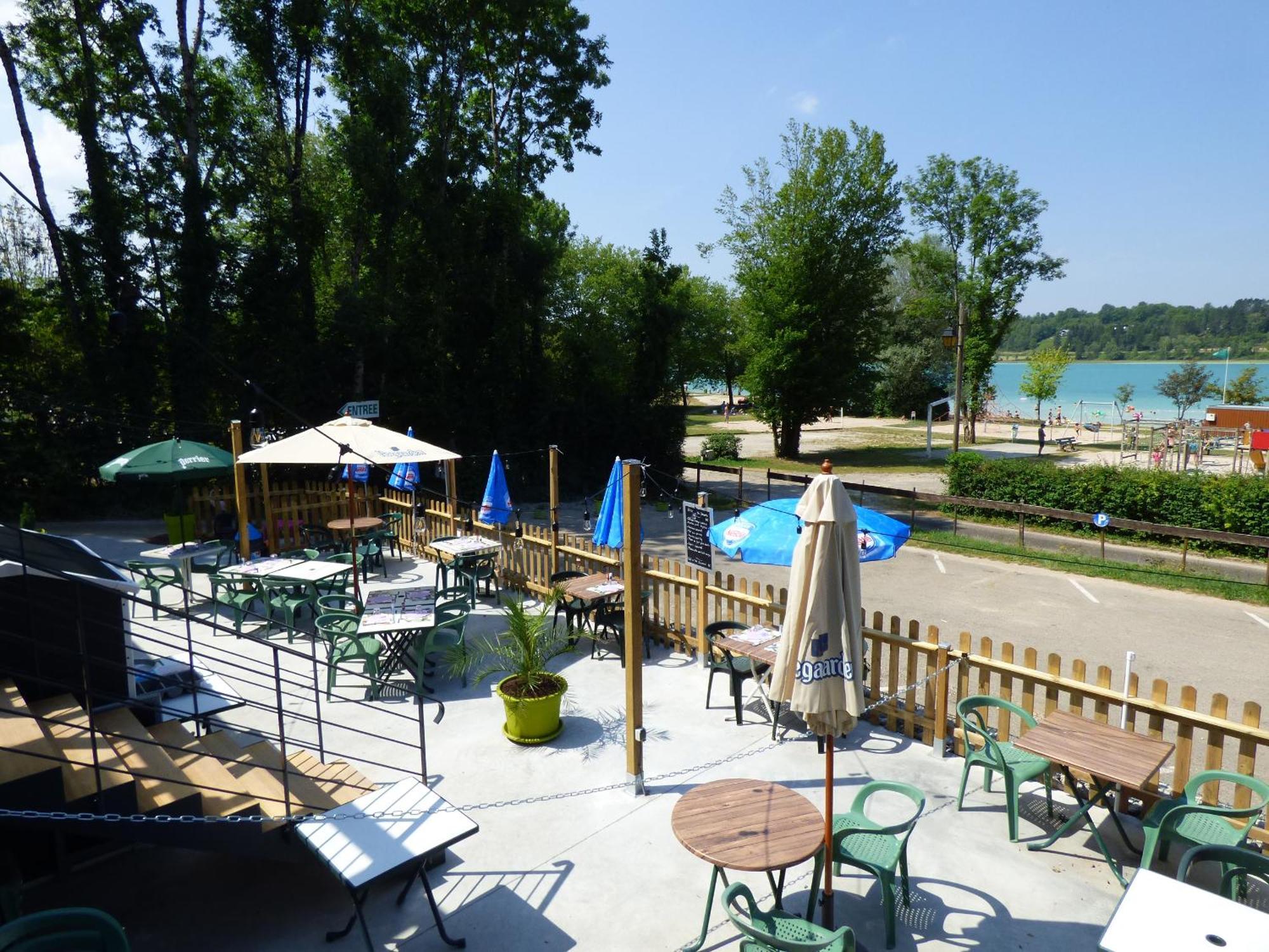 Hotel Restaurant La Chaumiere Du Lac Clairvaux-les-Lacs Exterior foto